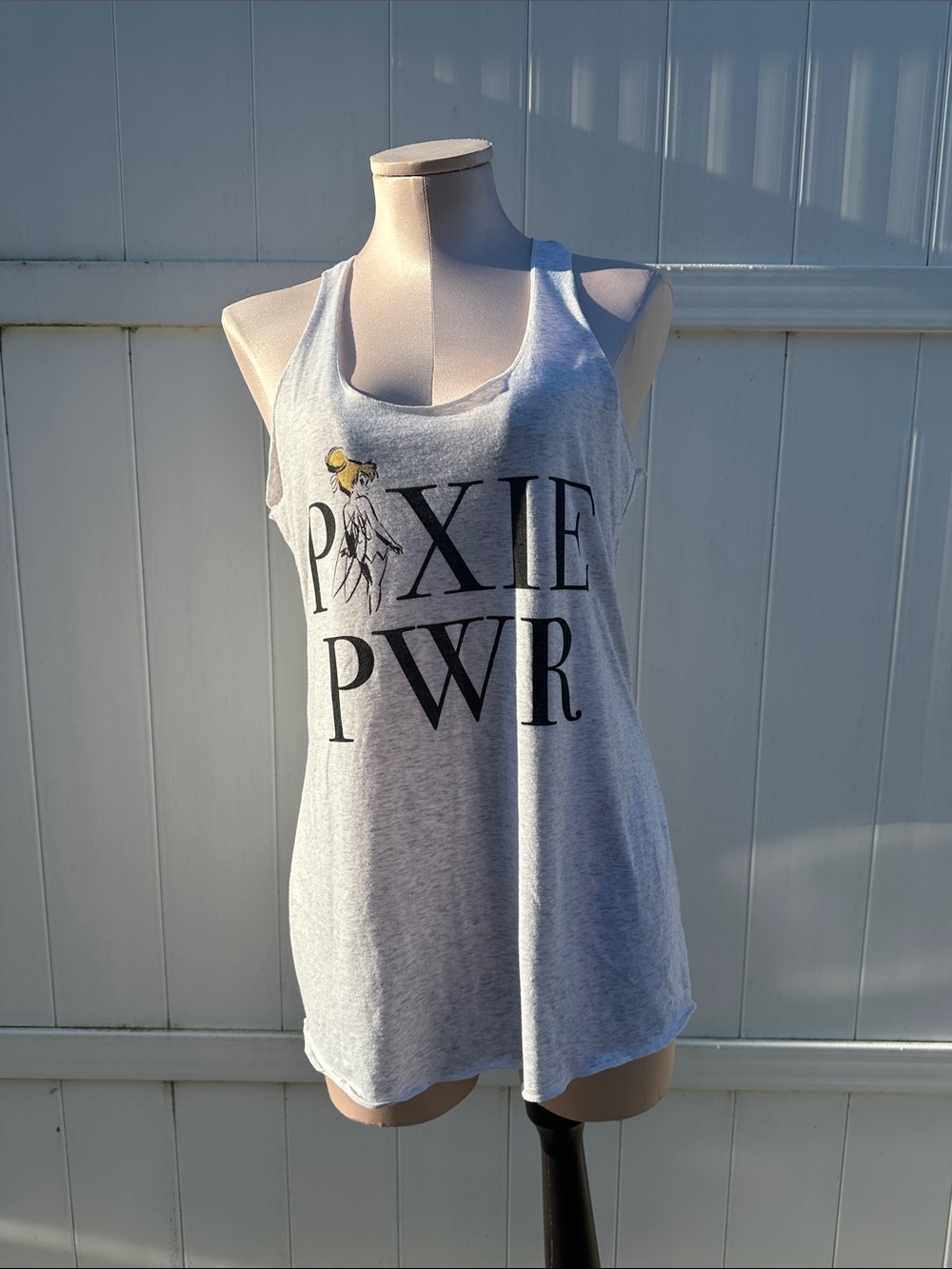 Gray 'Pixie Pwr' Graphic Racerback Tank Top - Unbranded size large was worn